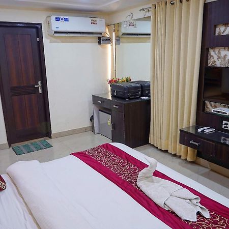 Hotel Vikrant Ludhiana Eksteriør bilde